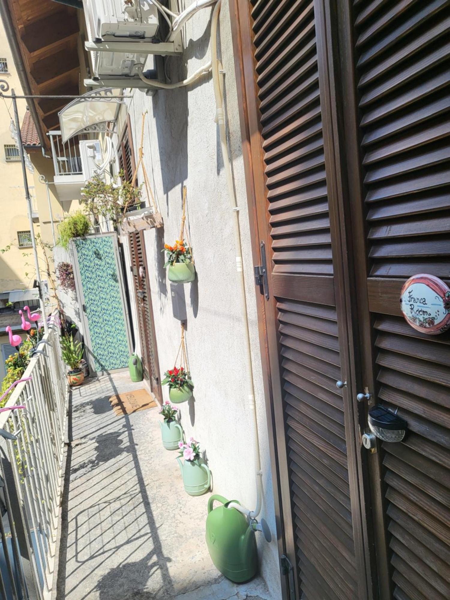 A Casa Di Ninni "Franca Room" Турин Экстерьер фото